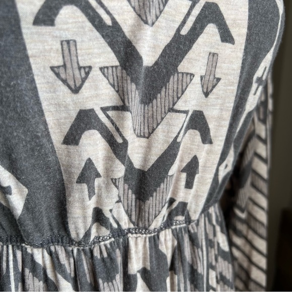Nurture Gray Pattern Rayon and Spandex Soft & Comfy Long Sleeve Dress Size Large - Picture 3 of 11